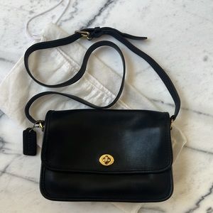 Coach Vintage Black Leather Crossbody